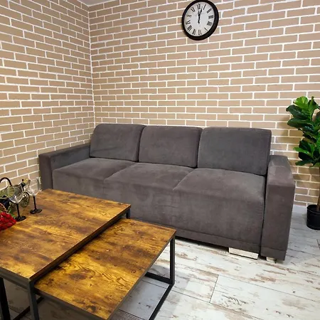 Апартаменти Lofty Chopina