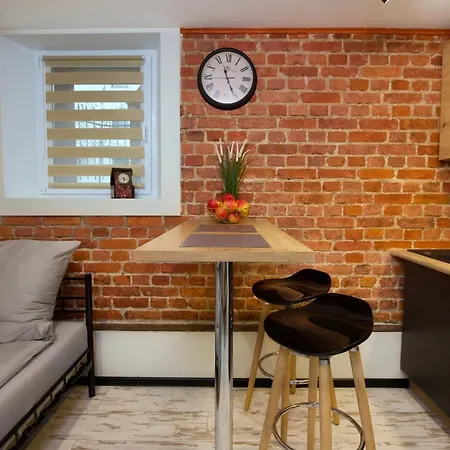 Апартаменти Lofty Chopina